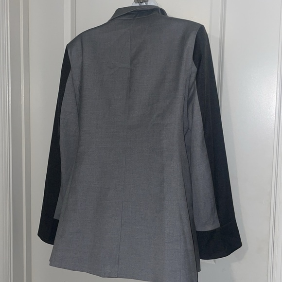 DKNY Blazer!! - Picture 4 of 4